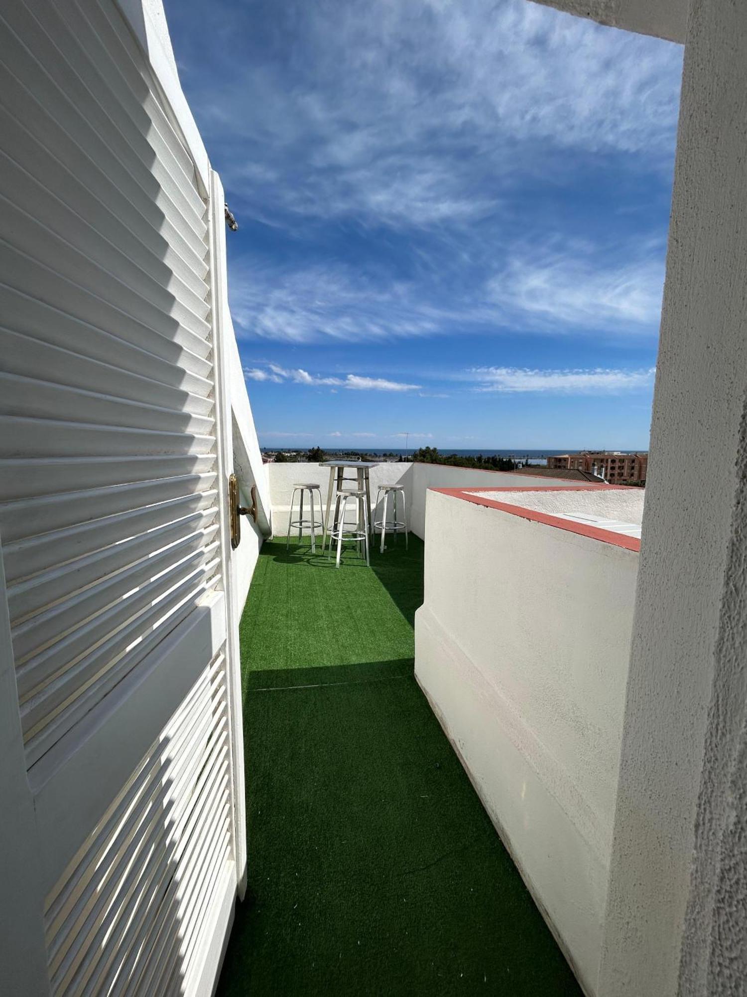 Bed And Breakfast Villa Teis Quartu Sant'Elena Bagian luar foto