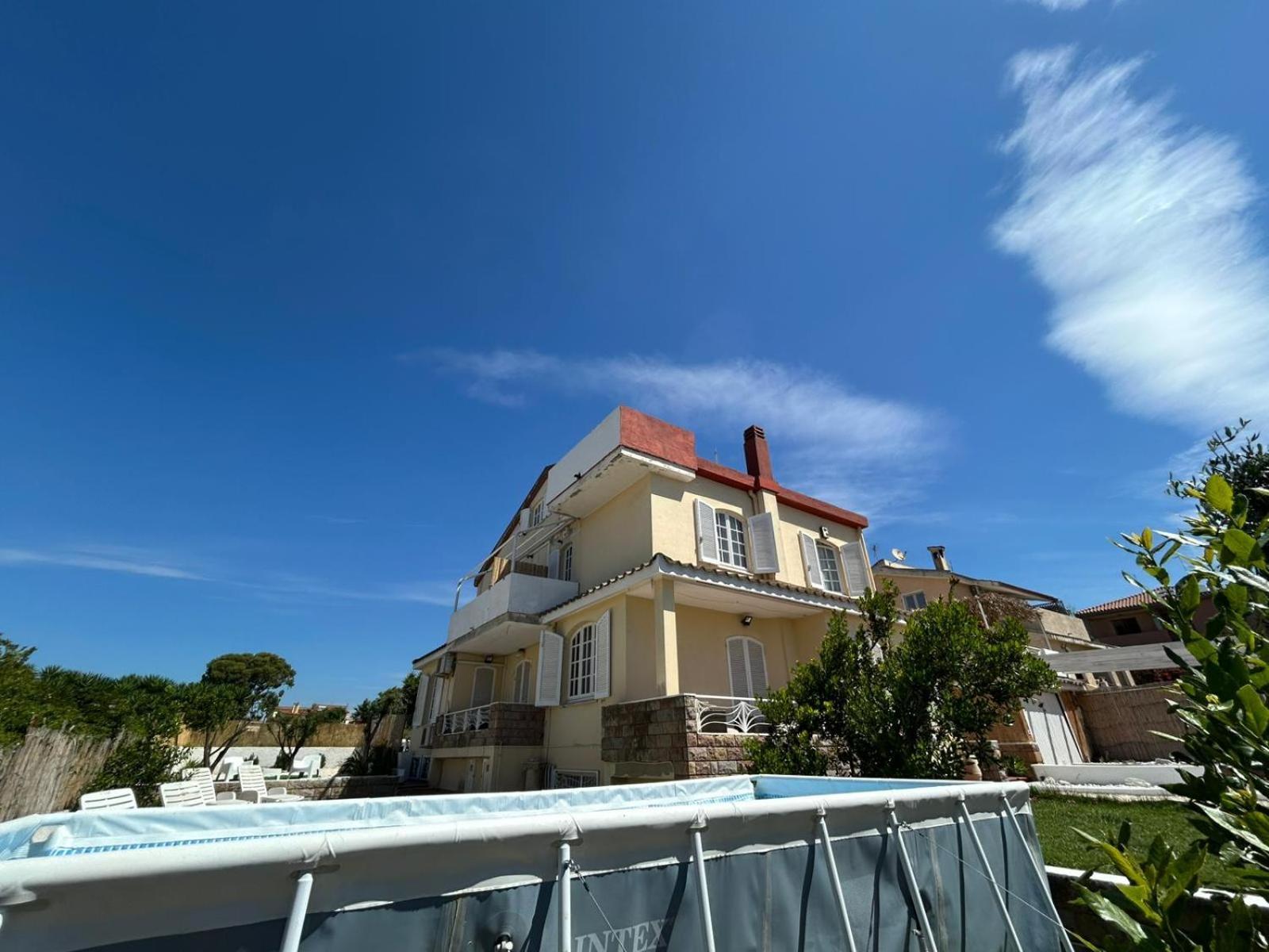 Bed And Breakfast Villa Teis Quartu Sant'Elena Bagian luar foto